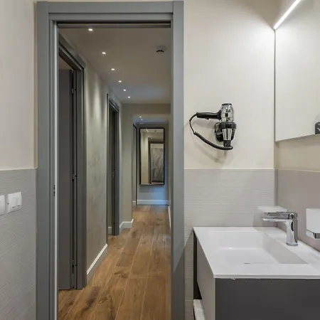 Myitalyhome Apartman *